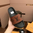 Louis Vuitton Men's Slippers 511