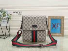 Gucci Normal Quality Handbags 424