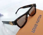 Louis Vuitton High Quality Sunglasses 988